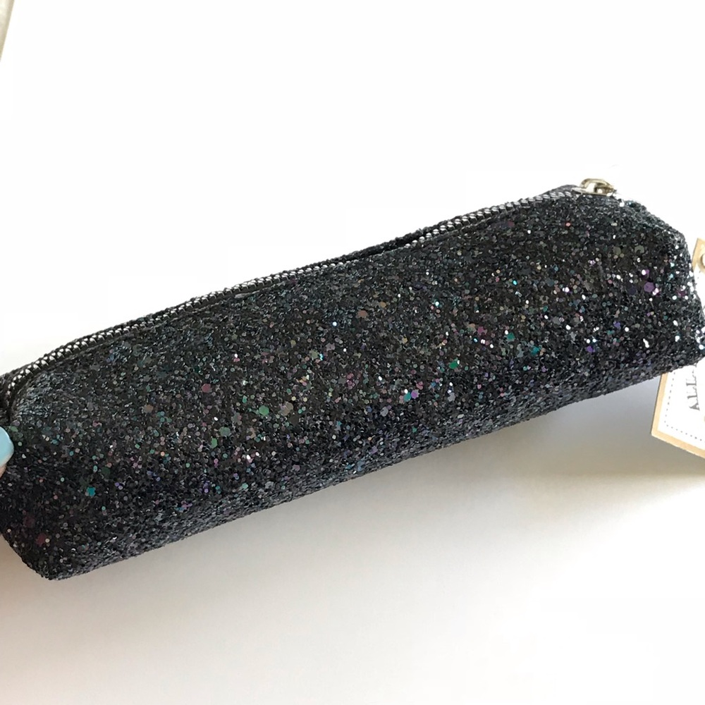 💕Glitter Pencil Case/Makeup Bag NWT💕 - Picture 3 of 4